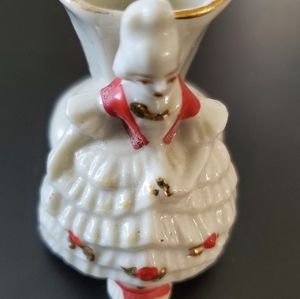Colonial style vase